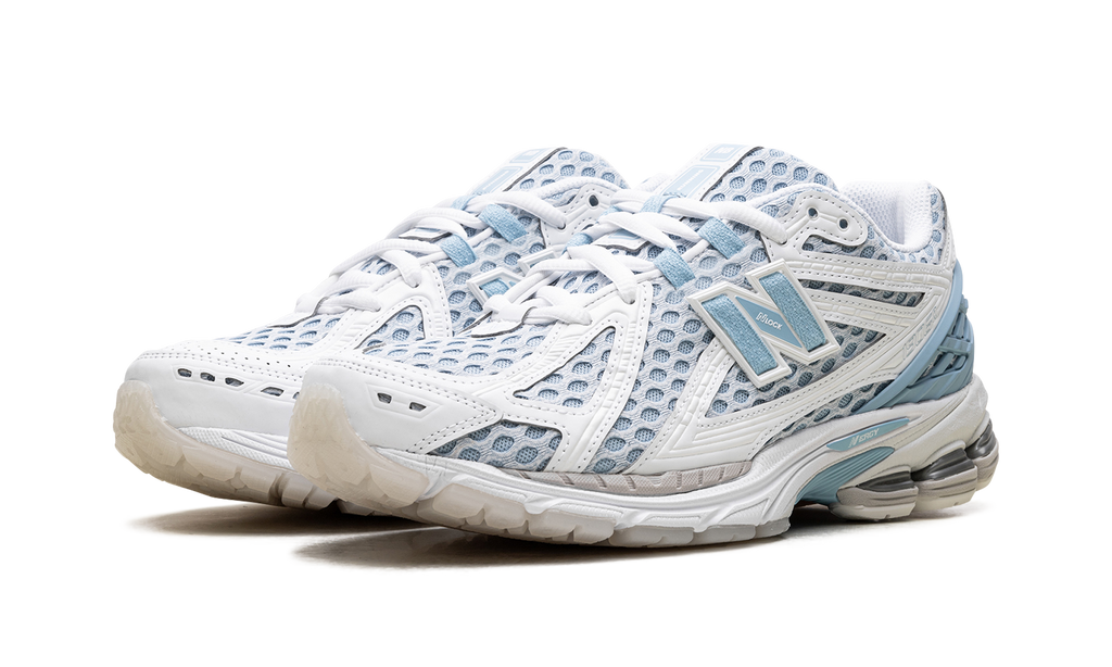 1906R "Chrome Blue" M1906RBL