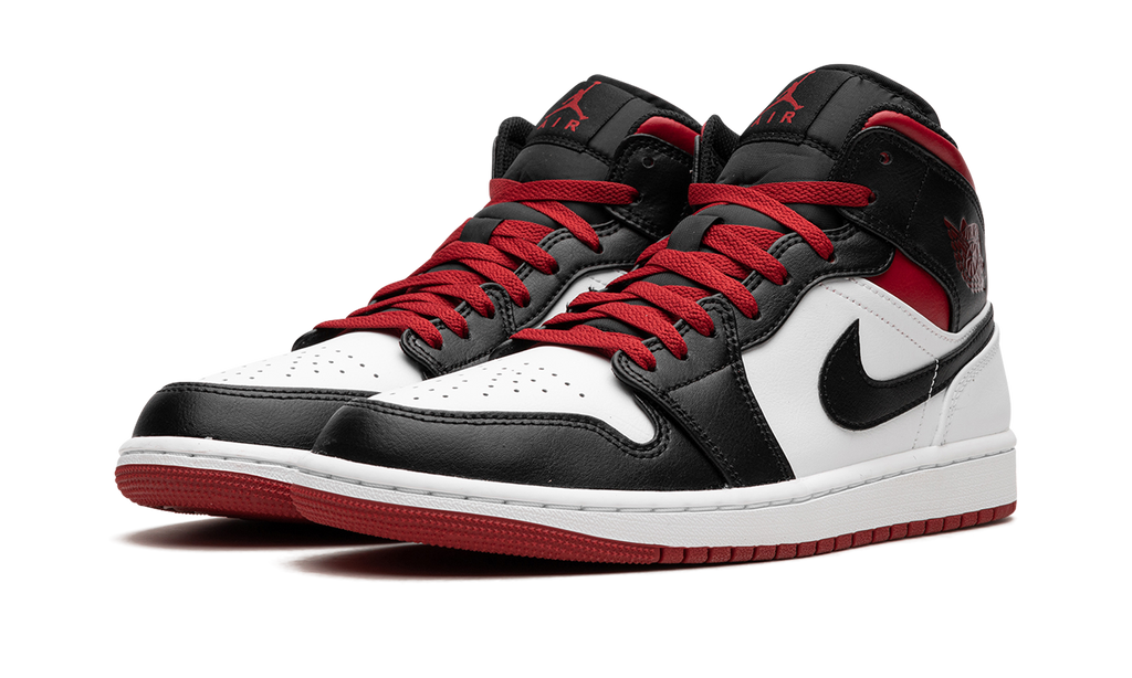 Air Jordan 1 Mid "Gym Red Black Toe"
