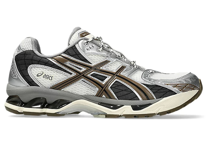 Gel-Nimbus 10.1 "Clay Canyon" 1203A543 107