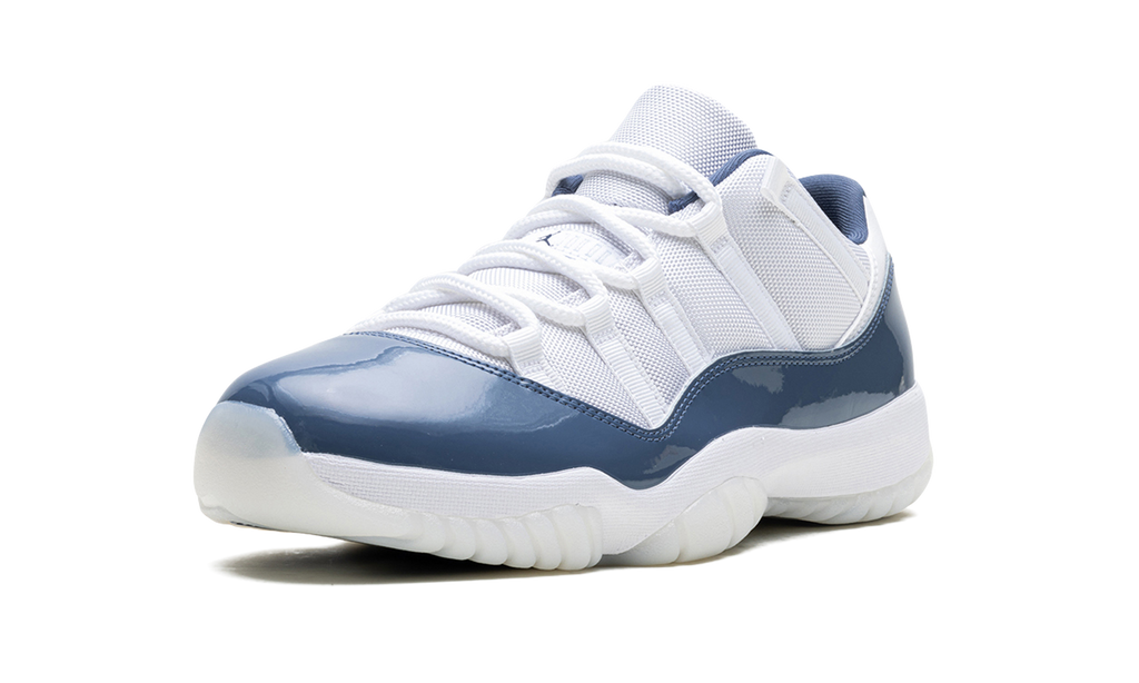 Jordan 11 Retro Low "Diffused Blue"