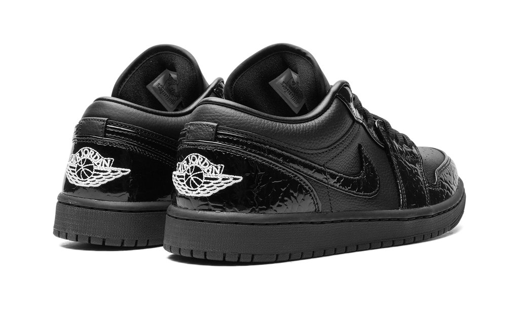 Air Jordan 1 WMNS "Black Croc" HJ7743 010