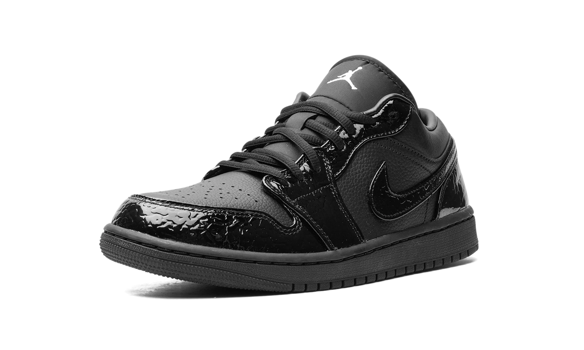Air Jordan 1 WMNS "Black Croc" HJ7743 010