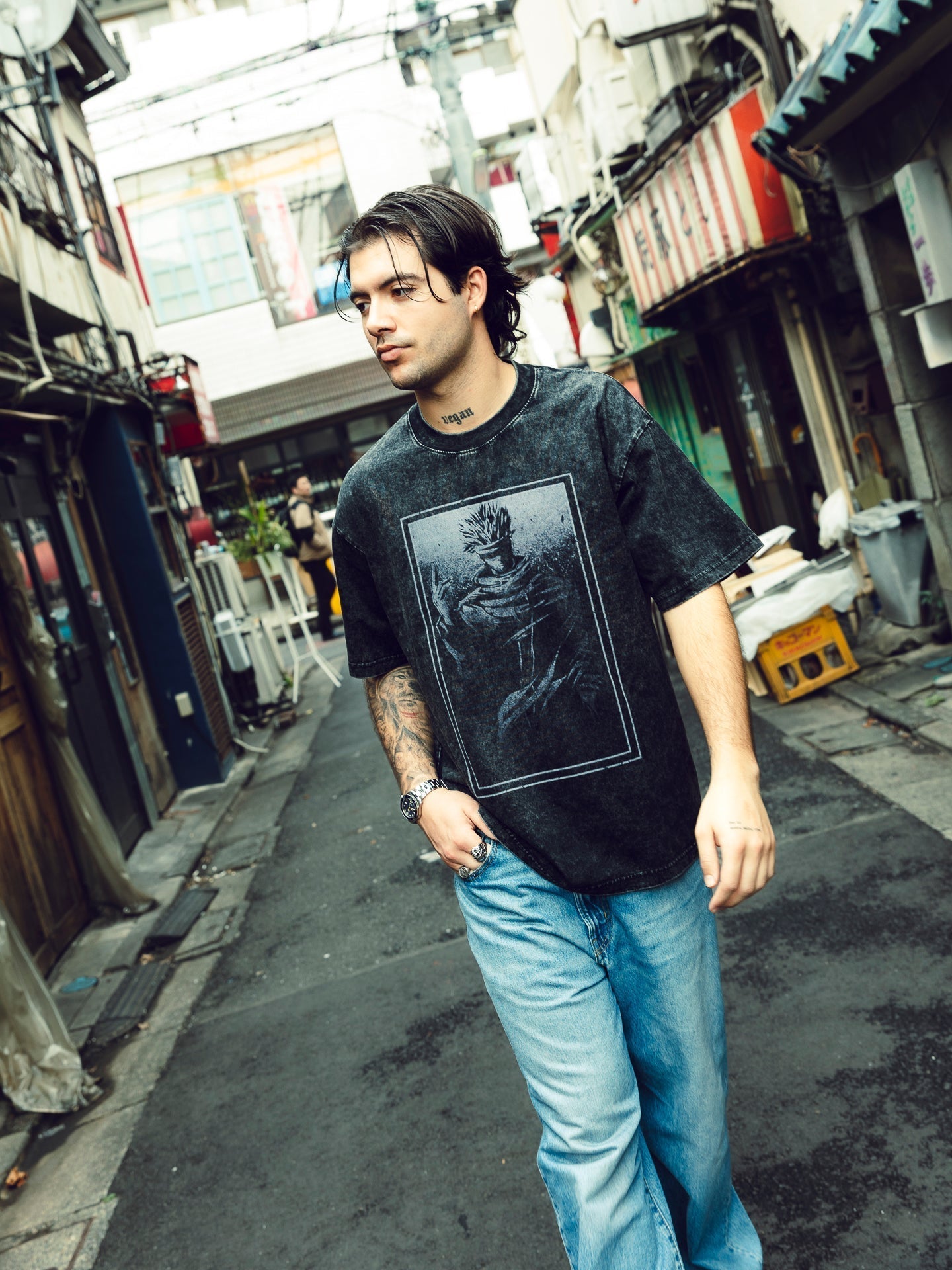 GOJO SATORU VINTAGE OVERSIZE TEE