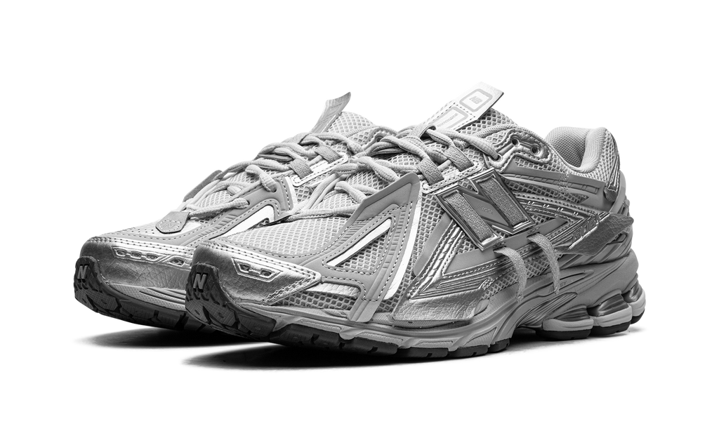 1906A "Concrete Silver Metallic" M1906AG