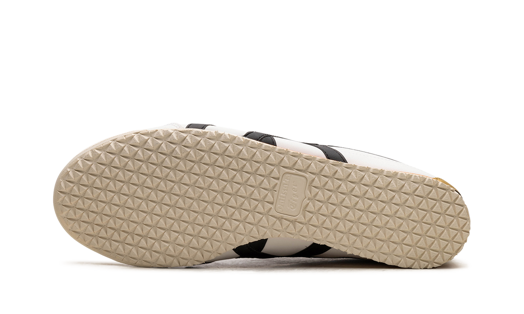 Mexico 66 "White/Black/Red" 1183C080 100
